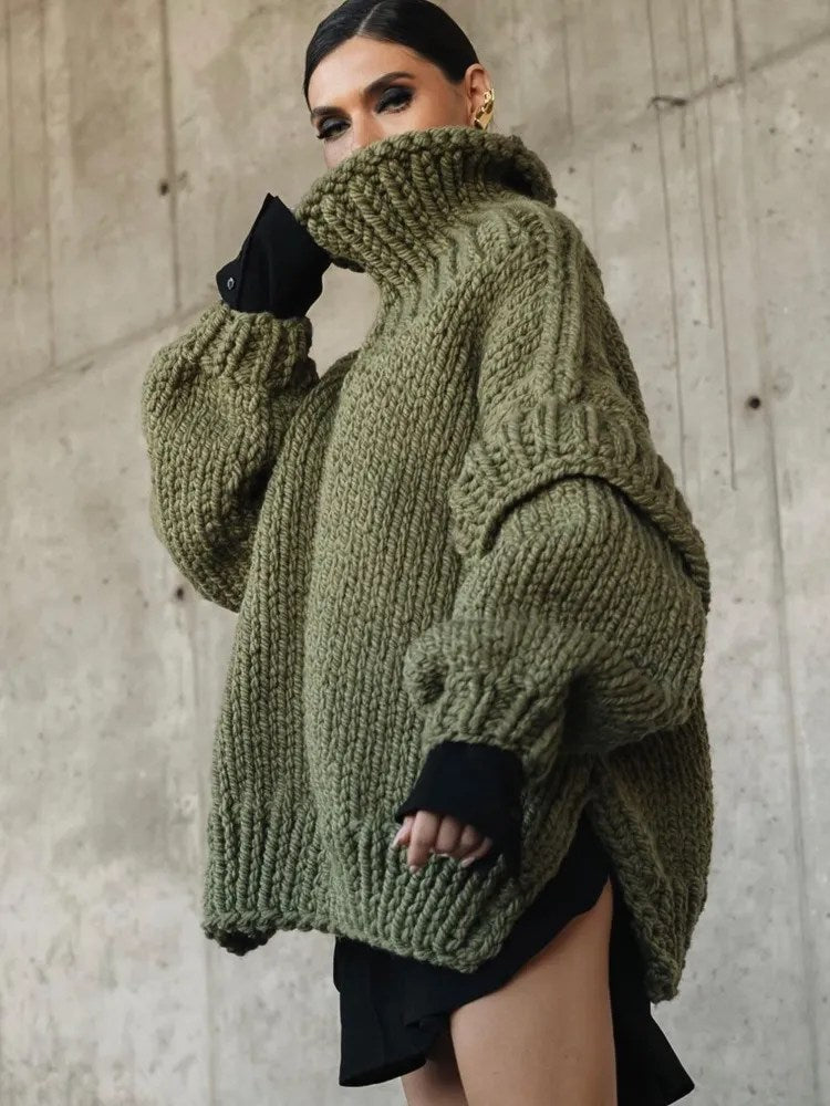 Damenpullover | Oversized Schnitt und weite Krempe