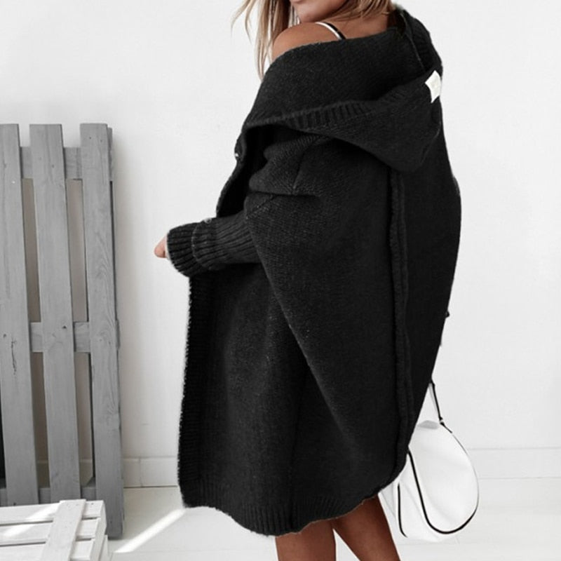 Lange Strickjacke für Damen | Mit Kapuze