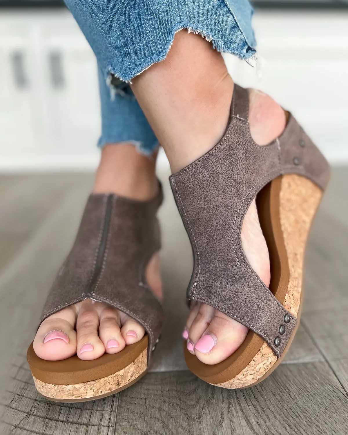 Damen Sandalen | Keilabsatz mit Plateau und Fersenriemen