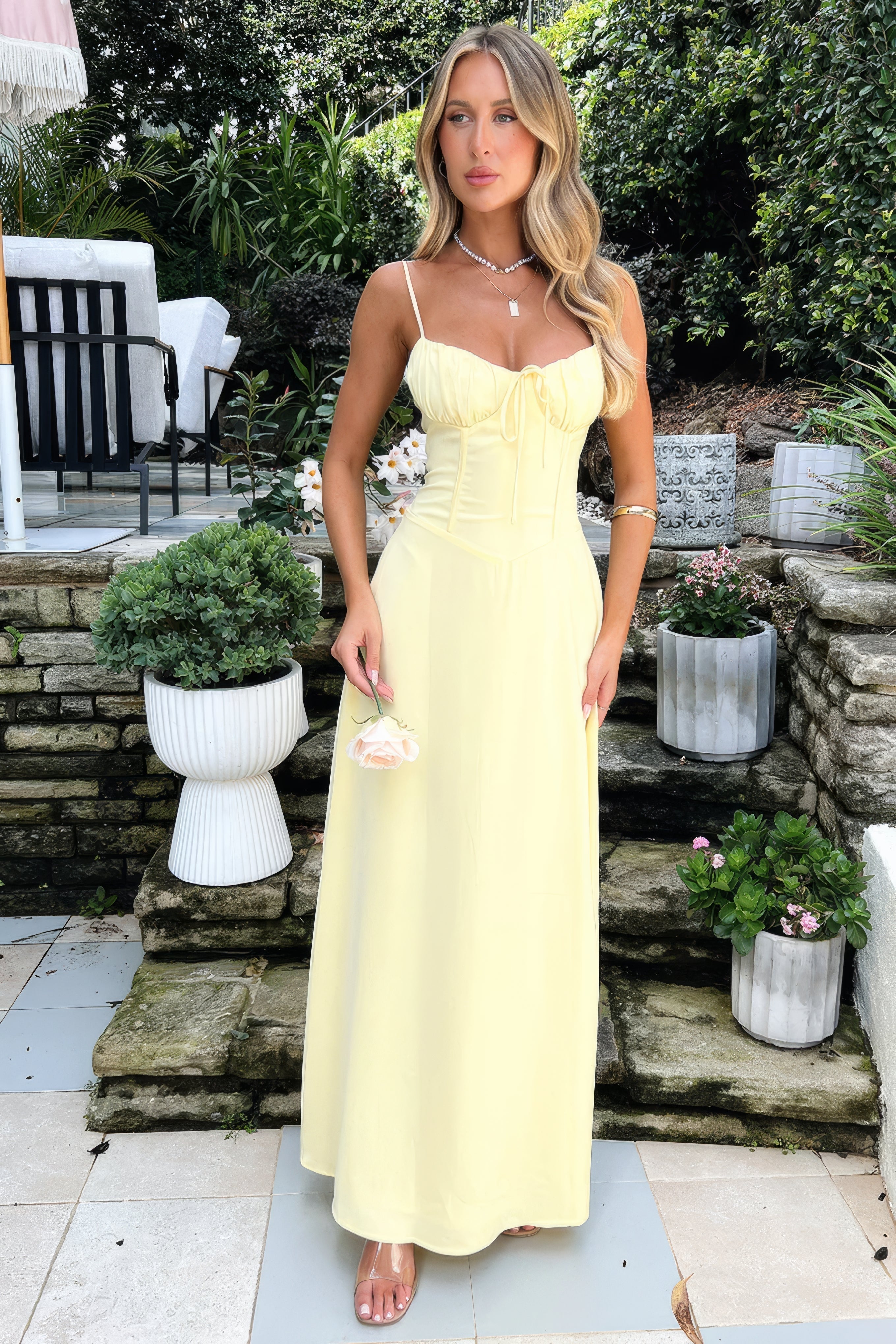 Damen Maxikleid | Elegante lange Ausführung für warme Tage