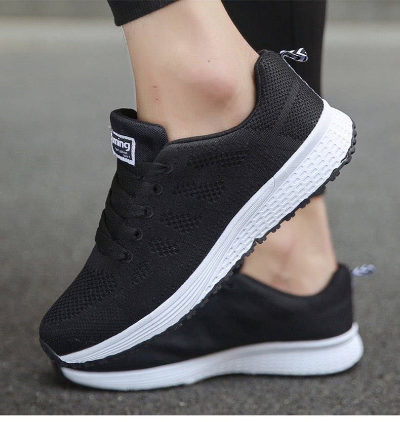 Damen Freizeitschuhe | geschlossene Form mit Profilsohle