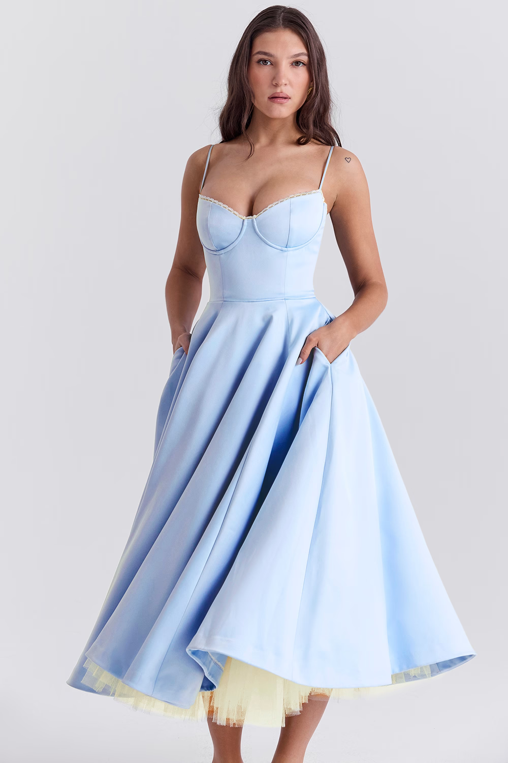Damenkleid | A-Linie Rock und Korsettoberteil