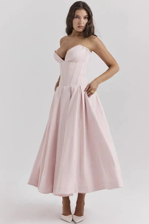 Damenkleid | Trägerlose Ausführung und mittlere Länge