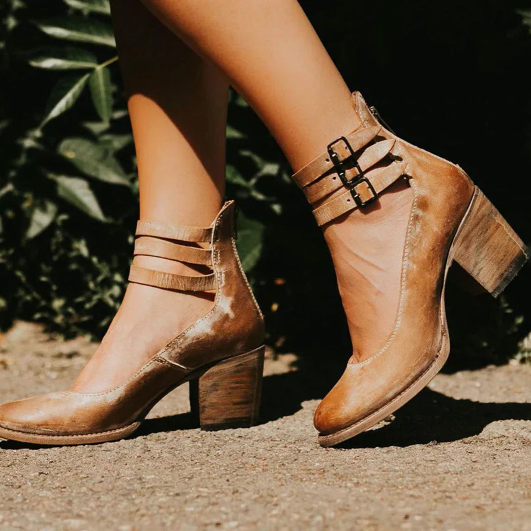 Damen Schuhe | Slipper-artige Form mit geschlossener Zehenpartie