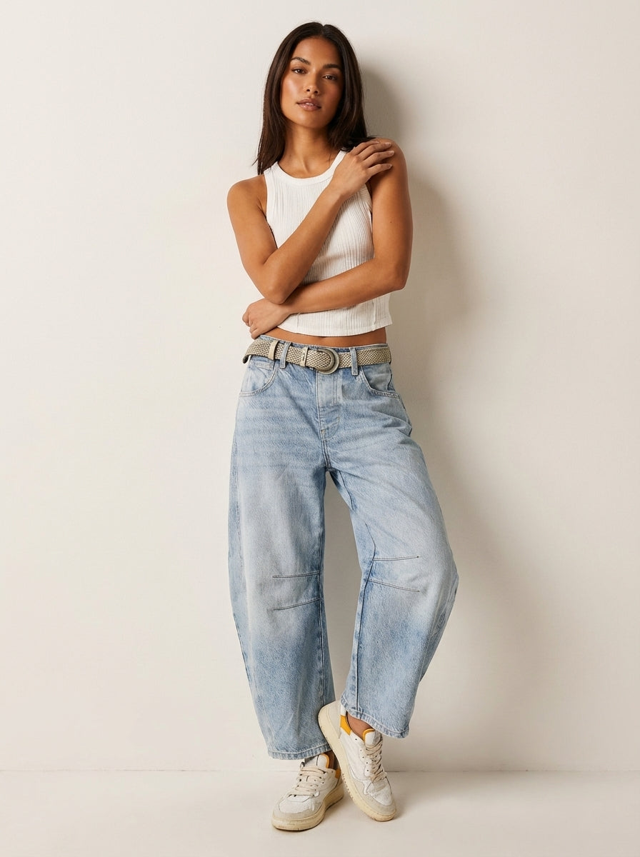 Damen Jeans | weiter Beinverlauf mit Bund und Taschen