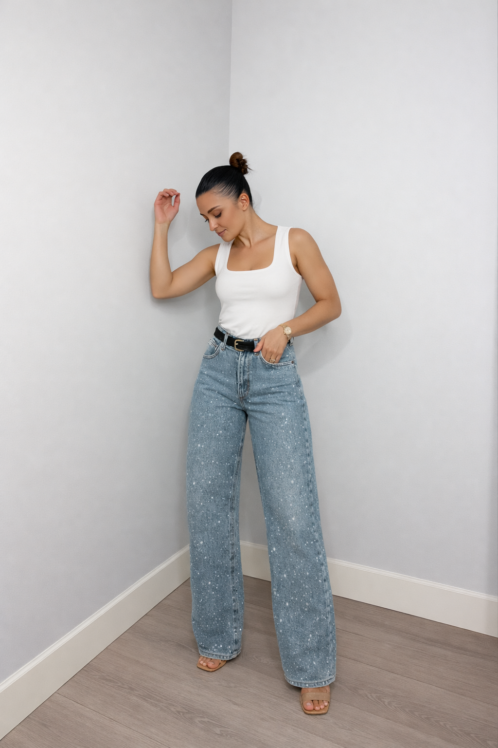 Damen Jeans | Hohe Taille mit geraden Linien und Detailakzenten