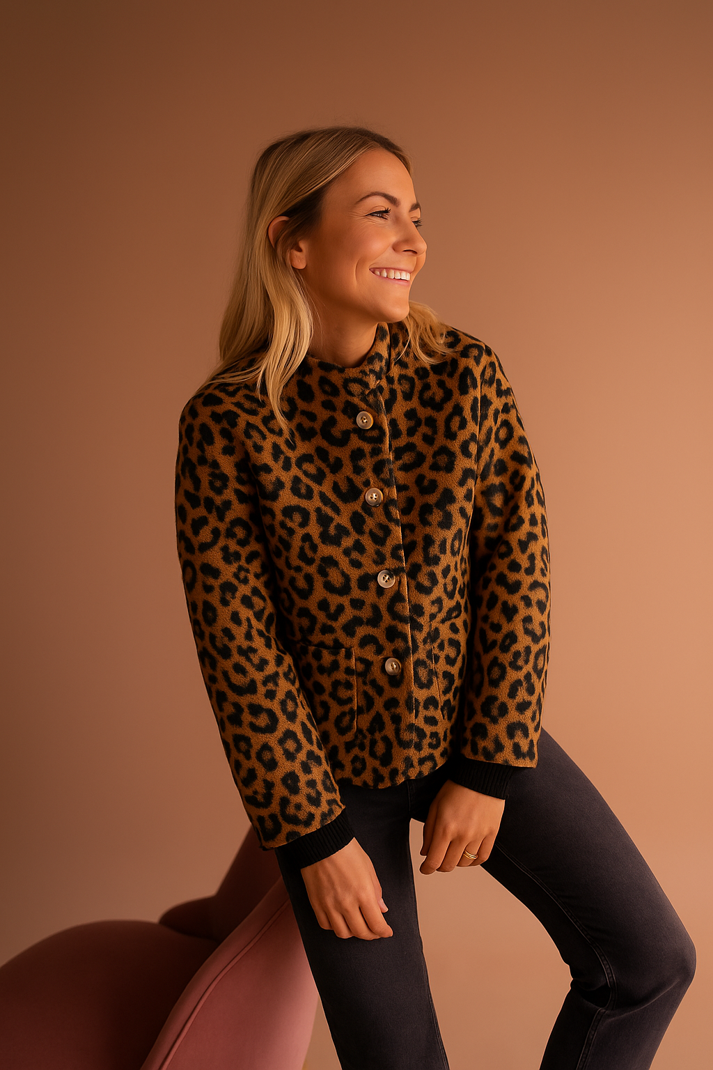 Damen Jacke | Kurze Ausführung mit Musterakzent