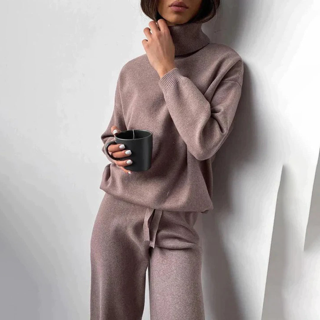 Damen Lounge-Set | Oberteil und Hose mit klarer Form