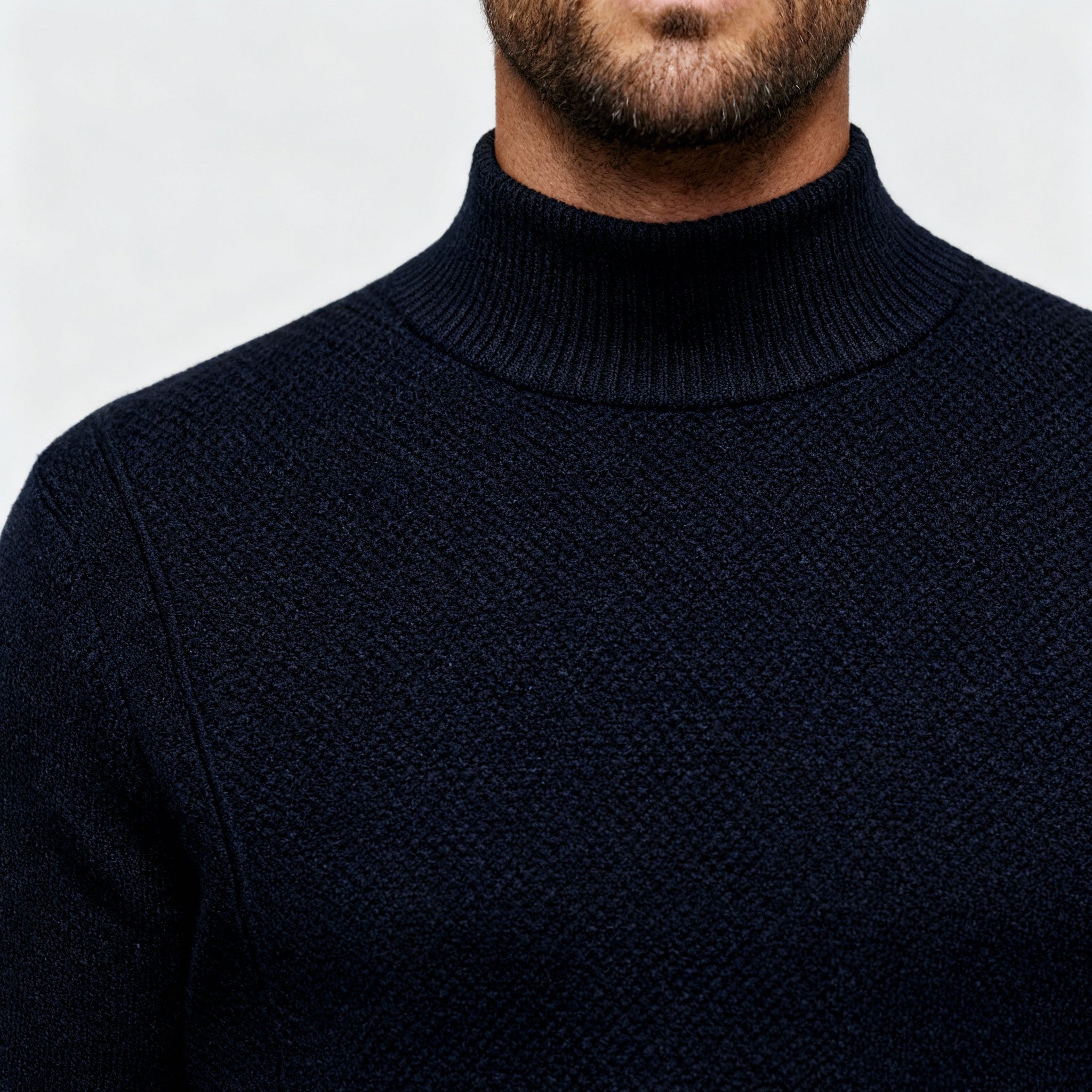 Herren Pullover | klassisch geschnitten mit Rundhalsausschnitt