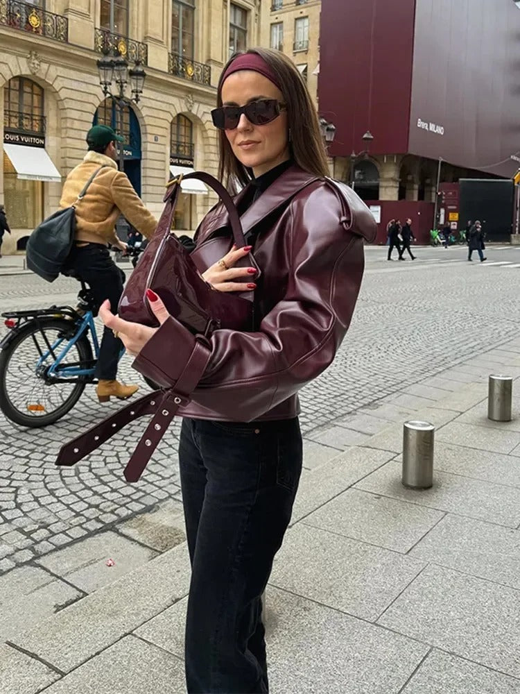 Damen Jacke | Stilvolle Ausführung mit markanten Schulterdetails