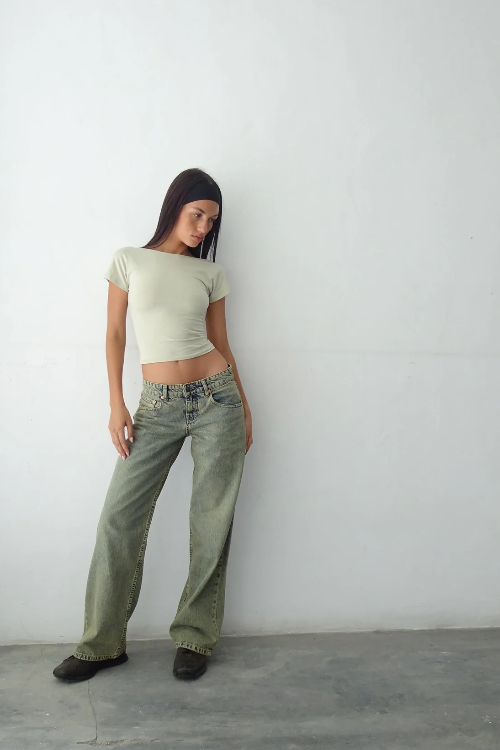 Damen Jeans | niedrige Taille mit gerader Beinführung