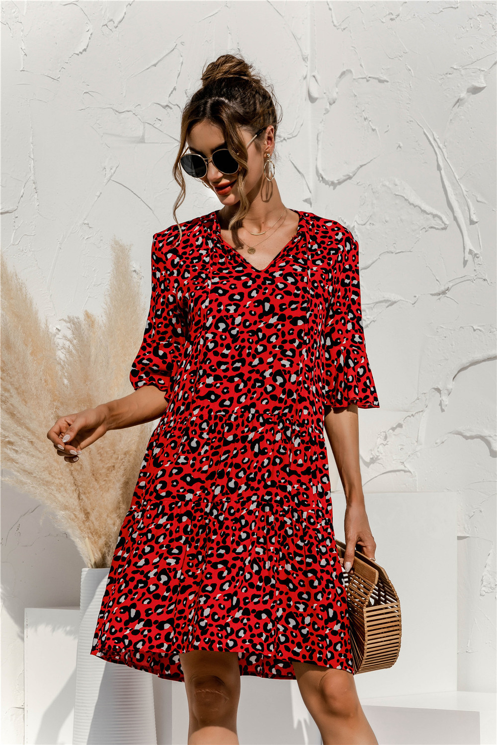 Damen Kleid Mini | tiefe Taille und gleichmäßige Schnittführung