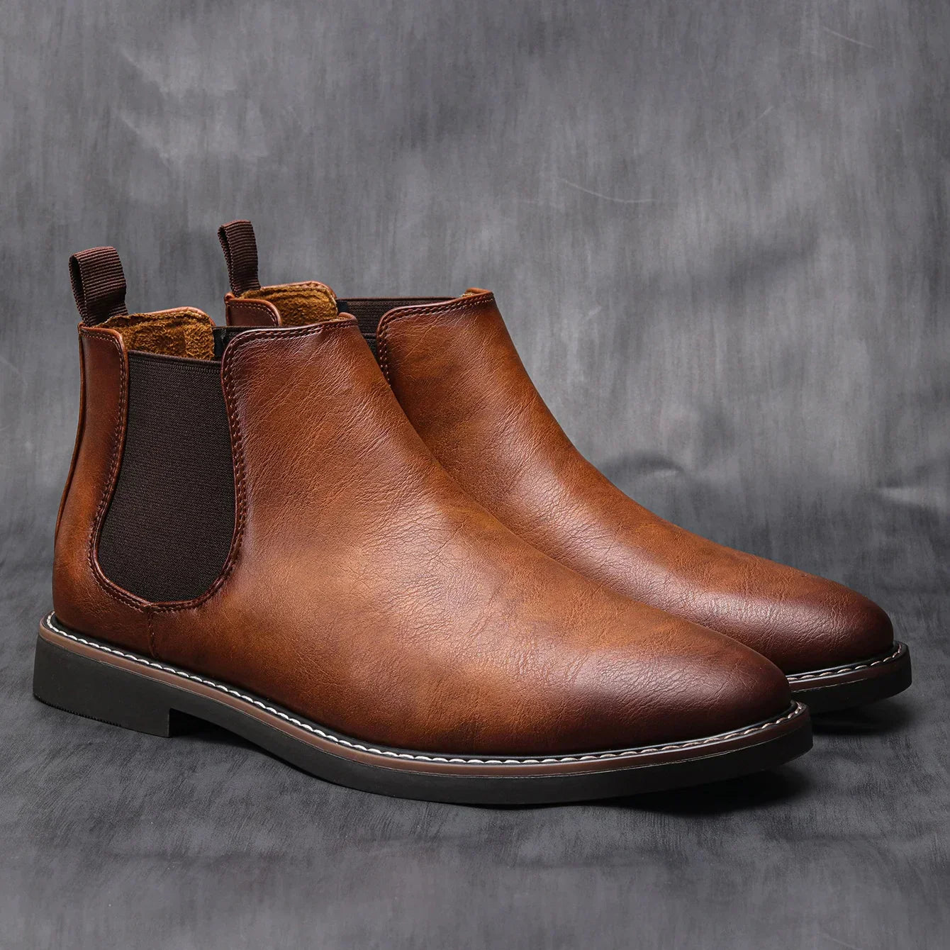 Herren Stiefel | Seitlicher Einstieg mit geschlossener Form