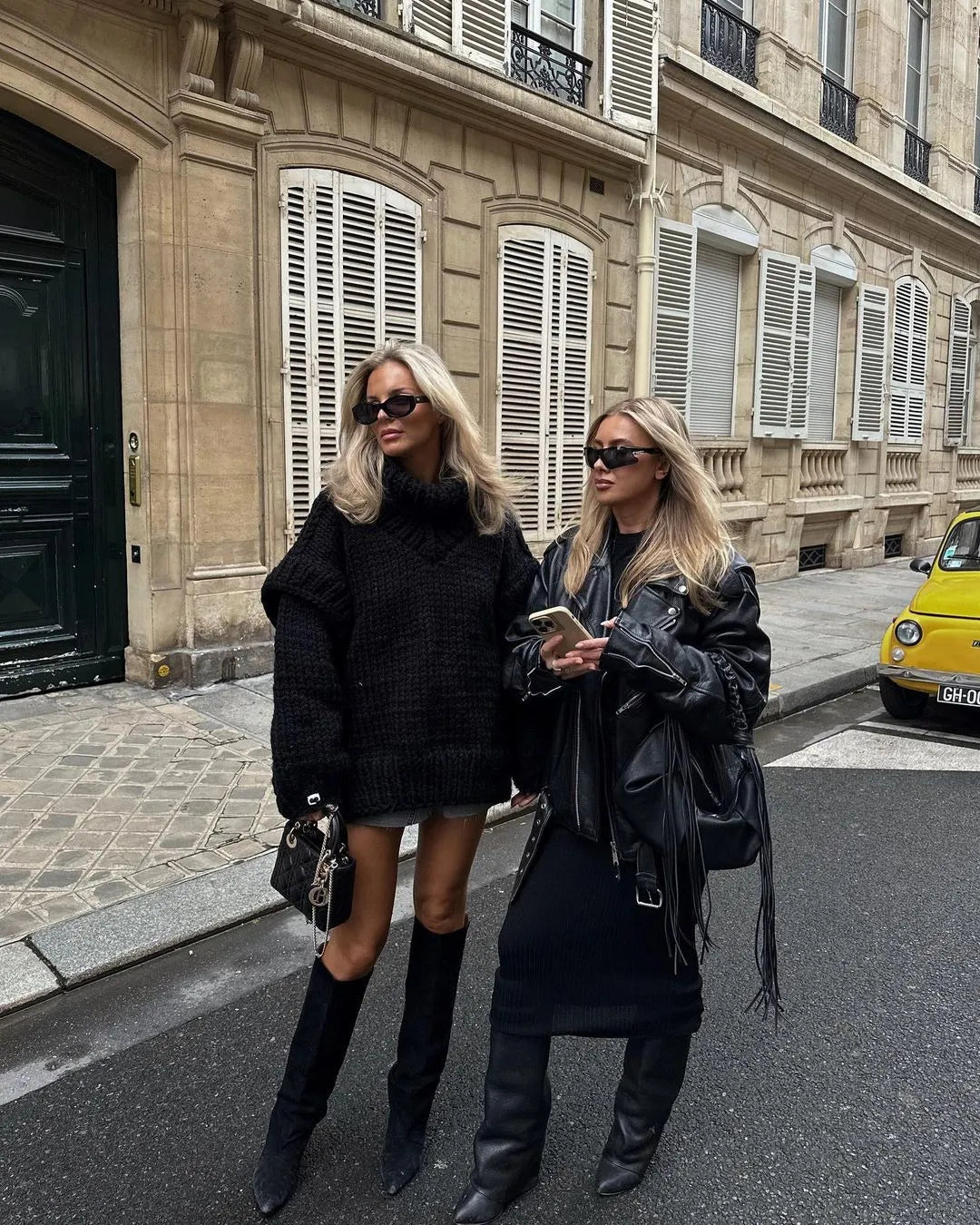 Damenpullover | Oversized Schnitt und weite Krempe