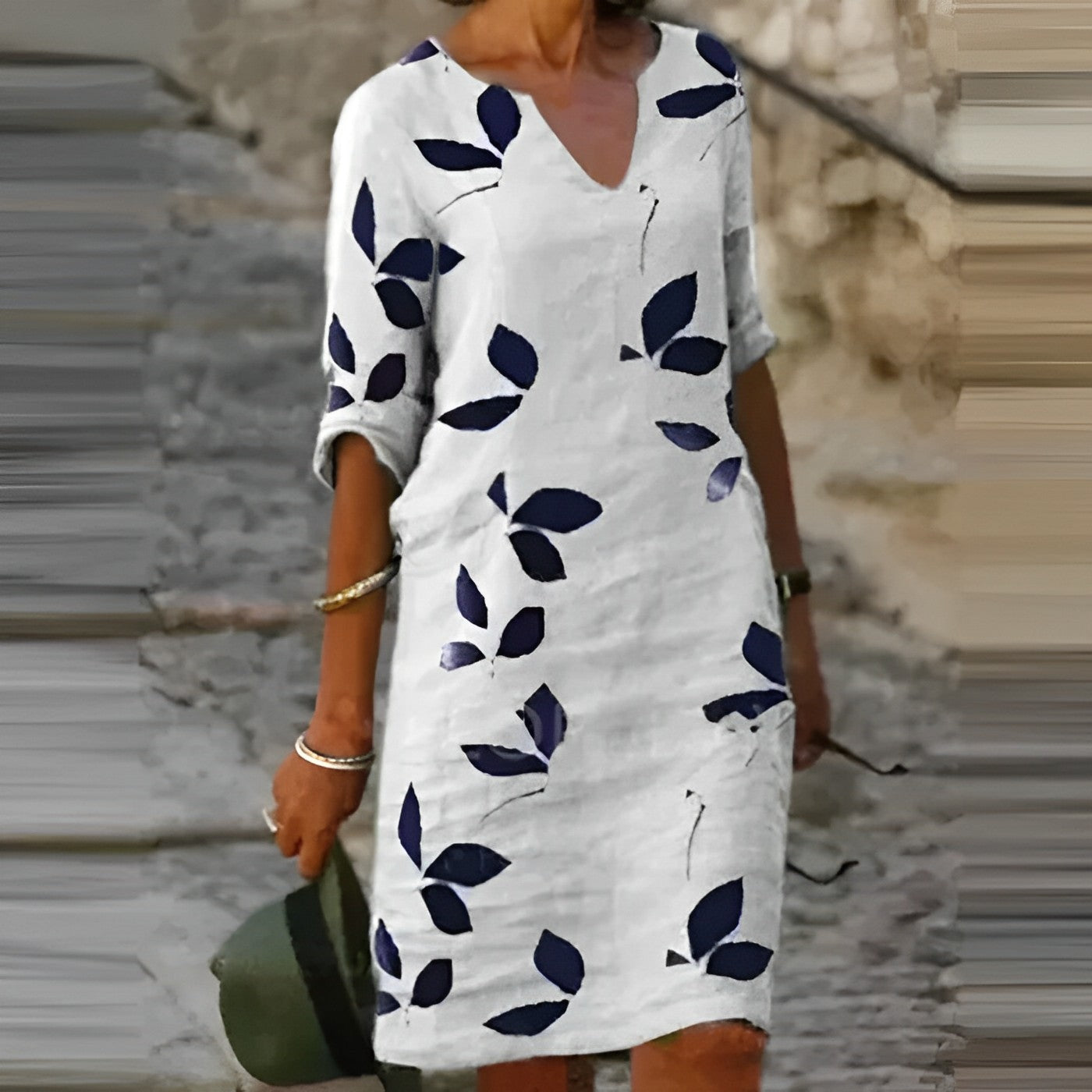 Damen Midikleid | V-Ausschnitt mit Blattdruck
