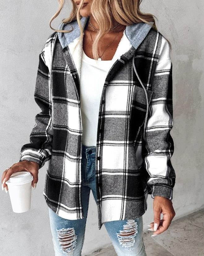 Damen-Winterjacke mit Karomuster | verlängerte form