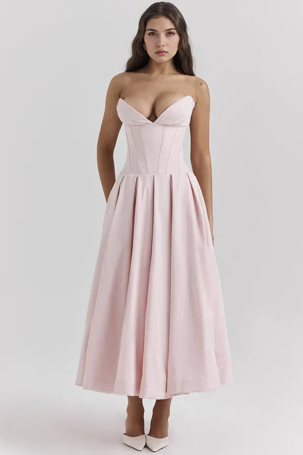Damenkleid | Trägerlose Ausführung und mittlere Länge