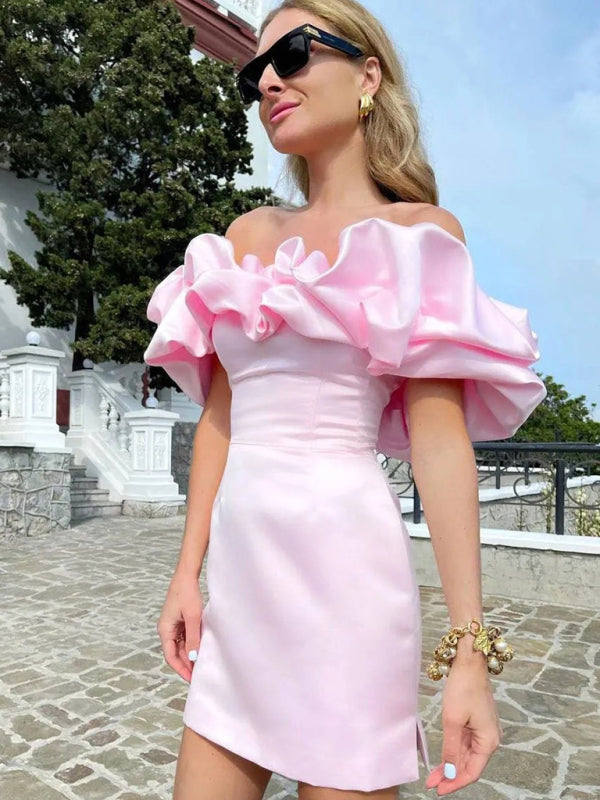 Damen Kleid | schulterfreie Form mit Volantbesatz