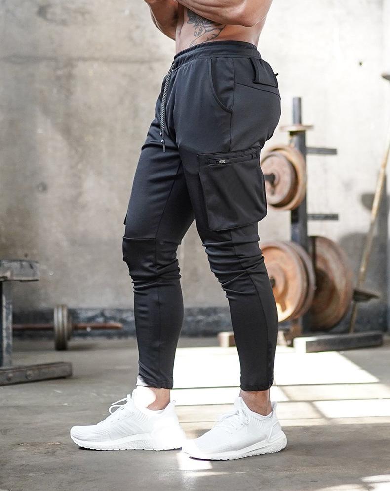 Herren Sporthose | bequeme Form mit mehreren Taschen